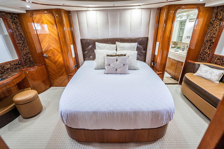 yacht Azimut 85 Elizee Miami 31