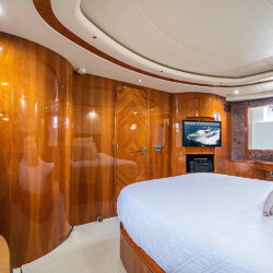 yacht Azimut 85 Elizee Miami 33