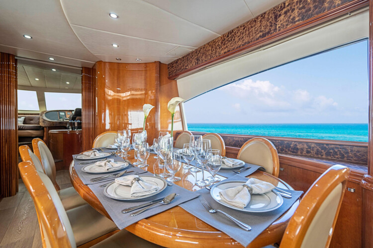 yacht Azimut 85 Elizee Miami 35