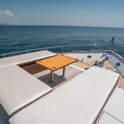 yacht Azimut 85 Elizee Miami 40