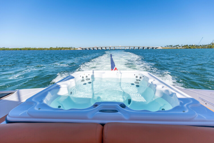 yacht Baia Panther 85 Miami 15