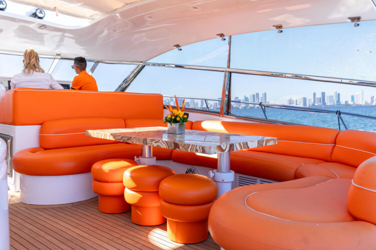 yacht Baia Panther 85 Miami 17