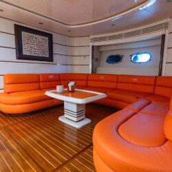 yacht Baia Panther 85 Miami 9