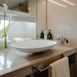 yacht Ferretti Custom Line Navetta 92 Bonus Round Miami 15