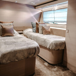 yacht Ferretti Custom Line Navetta 92 Bonus Round Miami 19