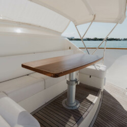 yacht Ferretti Custom Line Navetta 92 Bonus Round Miami 34