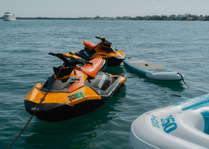 yacht Ferretti Custom Line Navetta 92 Bonus Round Miami 36