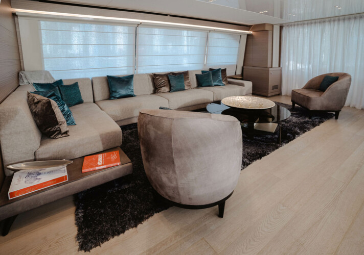 yacht Ferretti Custom Line Navetta 92 Bonus Round Miami 7