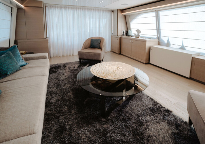 yacht Ferretti Custom Line Navetta 92 Bonus Round Miami 8