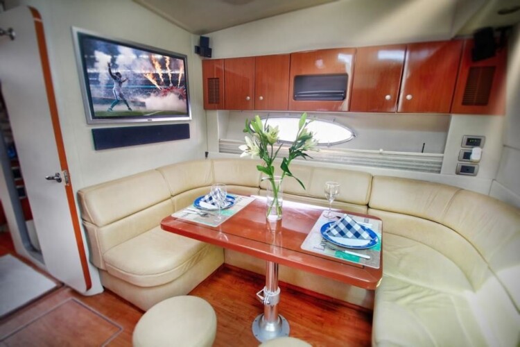 yacht Formula 48 Alibi Miami 12