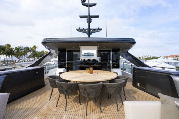Princess 95’ Luxury Yacht For Charter In Miami, FL