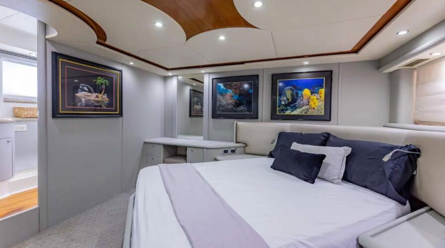 yacht Sunseeker 80 SlipTease Miami 20