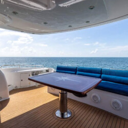 yacht Sunseeker 80 SlipTease Miami 22