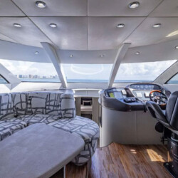 yacht Sunseeker 80 SlipTease Miami 4