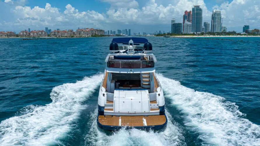 yacht Sunseeker 80 SlipTease Miami 5