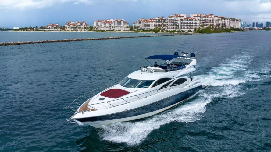 yacht Sunseeker 80 SlipTease Miami 6