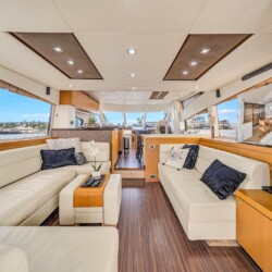 yacht Sunseeker Manhattan 70 Lavish Miami 16