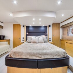 yacht Sunseeker Manhattan 70 Lavish Miami 20