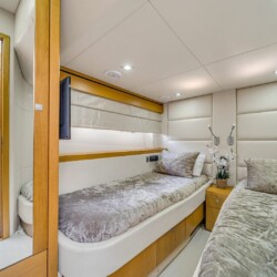 yacht Sunseeker Manhattan 70 Lavish Miami 21