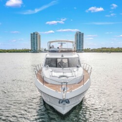 yacht Sunseeker Manhattan 70 Lavish Miami 6