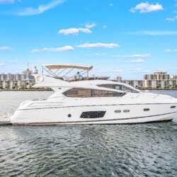 yacht Sunseeker Manhattan 70 Lavish Miami 7