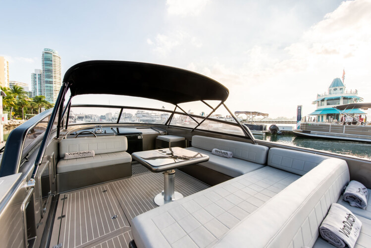 yacht VanDutch 40 StayBroke Miami 14