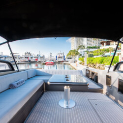 yacht VanDutch 40 StayBroke Miami 17