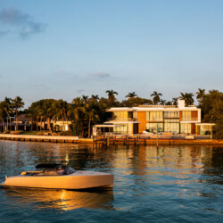 yacht VanDutch 40 StayBroke Miami 26