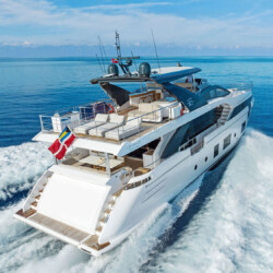 yacht azimut 88 compass Miami 1