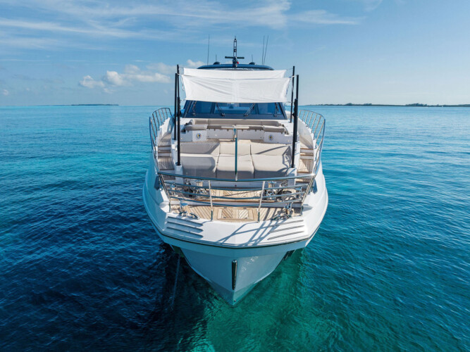 yacht azimut 88 compass Miami 10