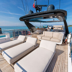 yacht azimut 88 compass Miami 14