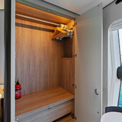 yacht azimut 88 compass Miami 22