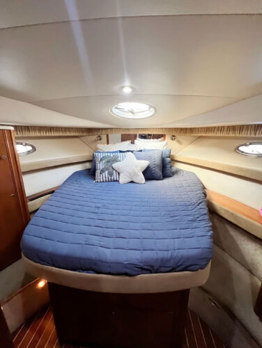 Yacht Meridian 42 Miami 8